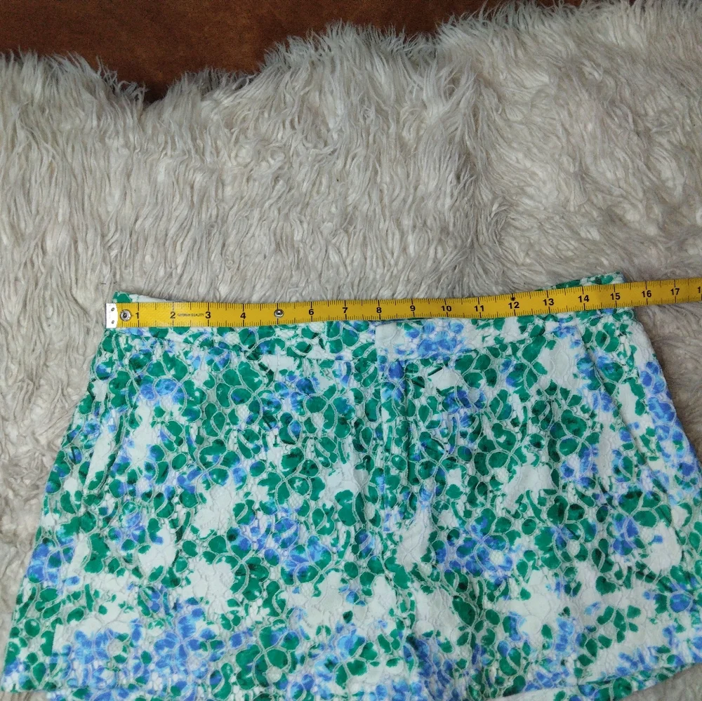 Madewel Lacebloom Lace Overlay Floral Shorts Size 6